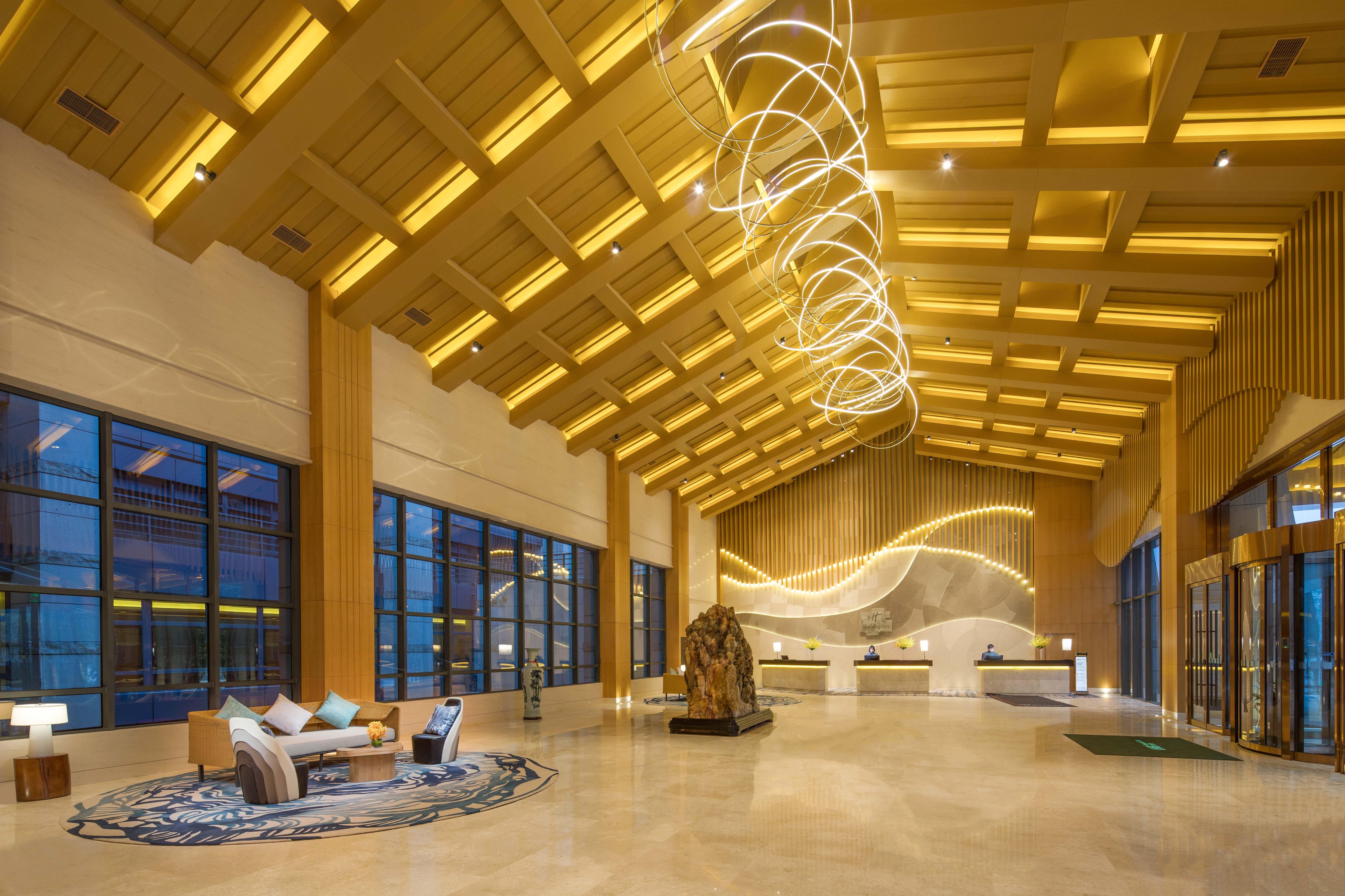Holiday Inn Kunshan Huaqiao By Ihg Екстериор снимка