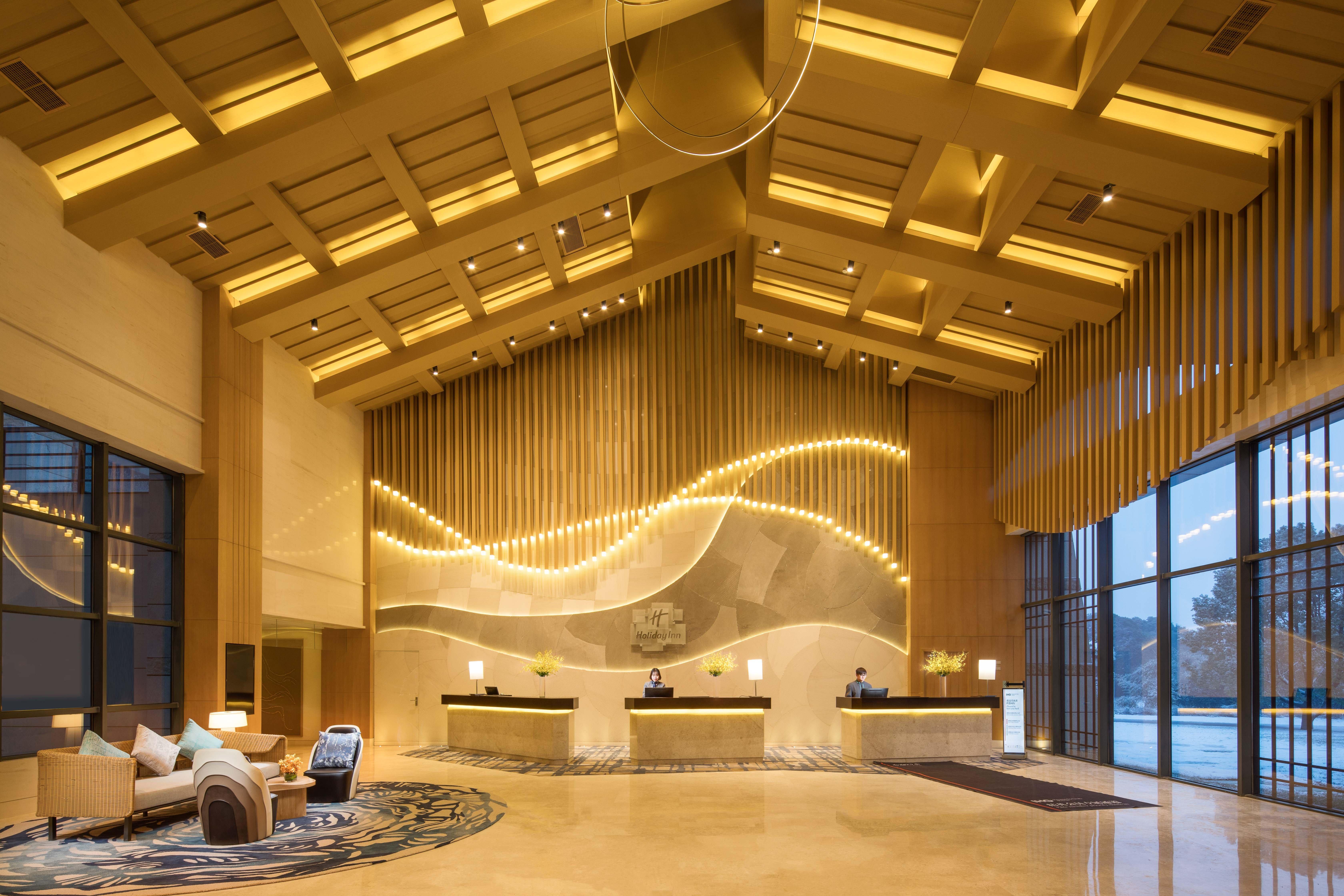 Holiday Inn Kunshan Huaqiao By Ihg Екстериор снимка