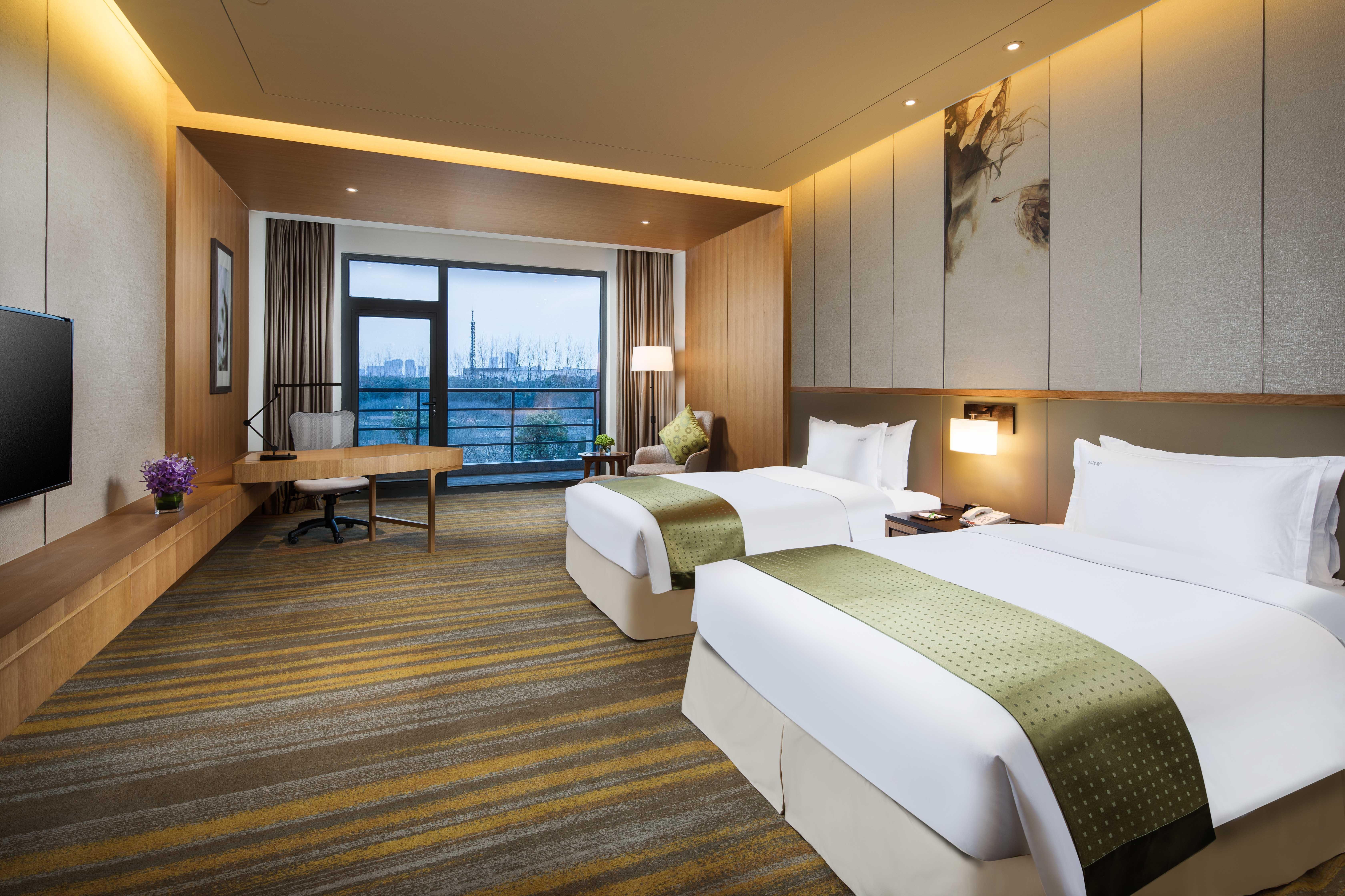 Holiday Inn Kunshan Huaqiao By Ihg Екстериор снимка
