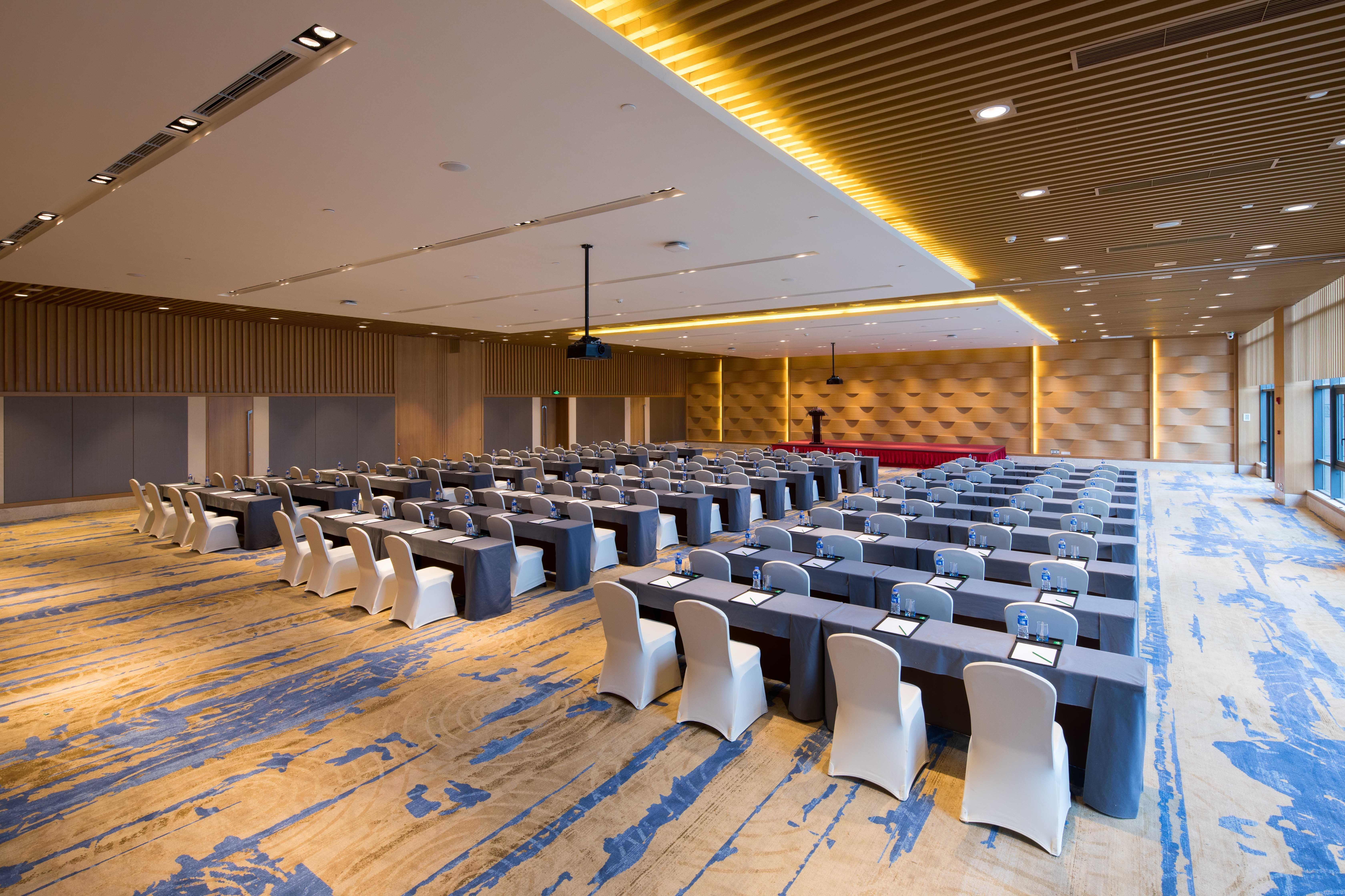 Holiday Inn Kunshan Huaqiao By Ihg Екстериор снимка