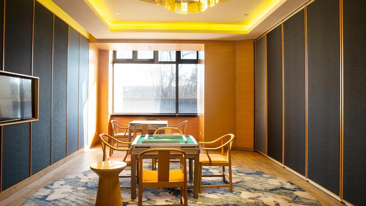 Holiday Inn Kunshan Huaqiao By Ihg Екстериор снимка