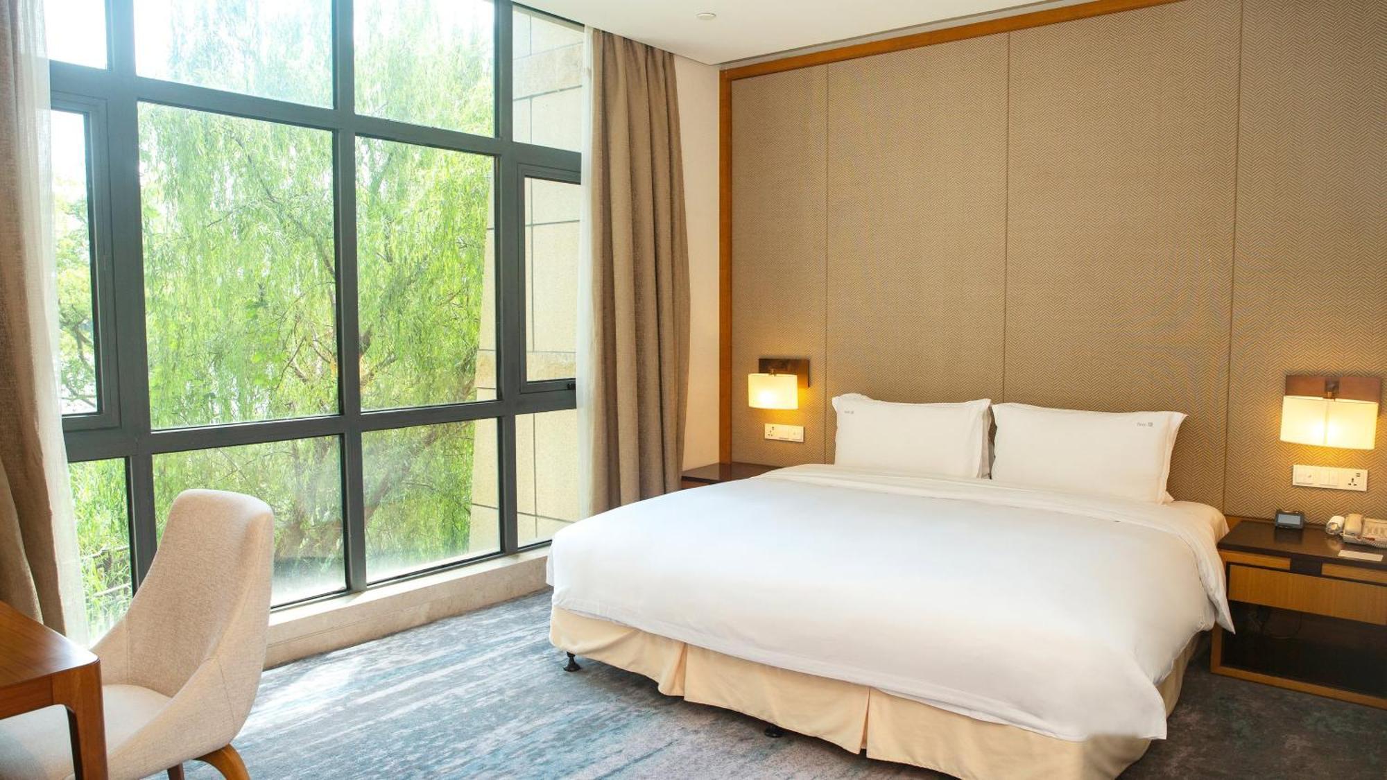Holiday Inn Kunshan Huaqiao By Ihg Екстериор снимка
